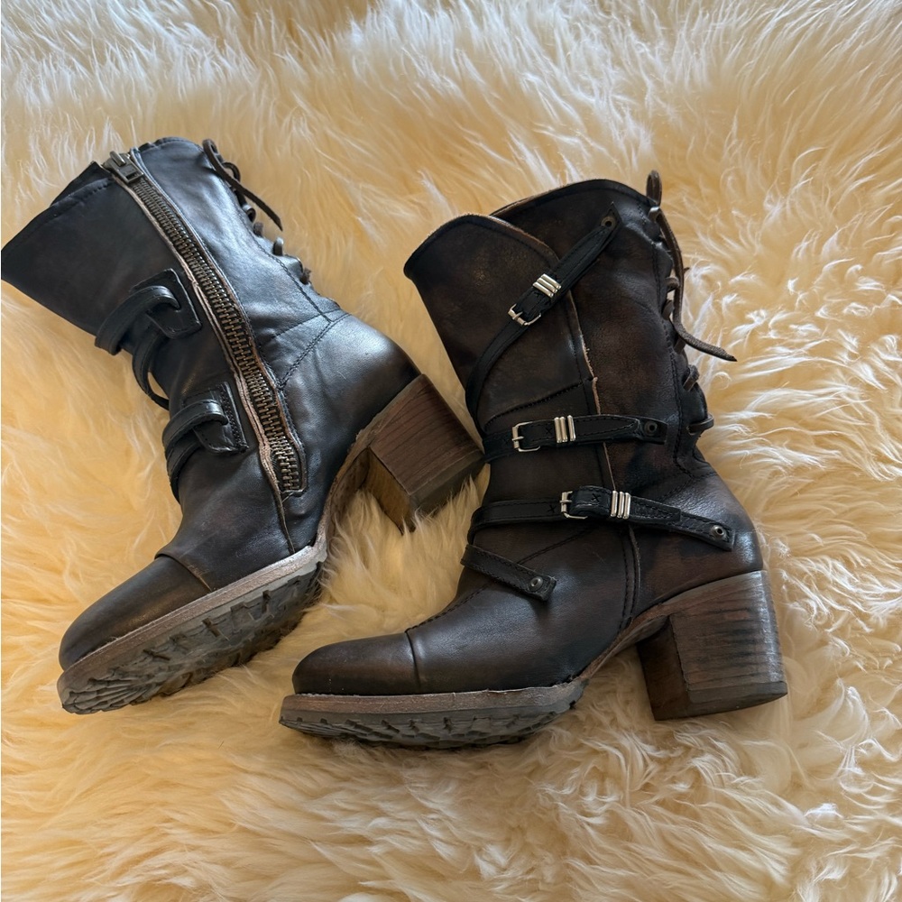 Freebird Dark Brown Heeled Boots